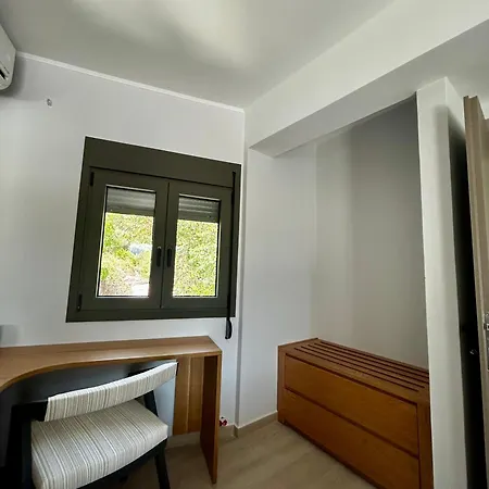 Tsonas Maisonette Holiday home *